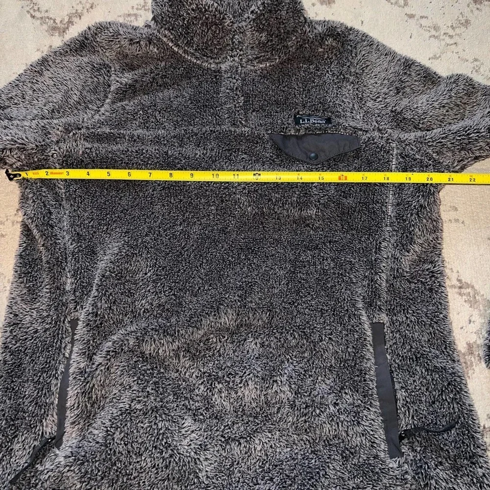 L.L. Bean Fuzzy Pullover Gray Medium - Picture 3 of 5